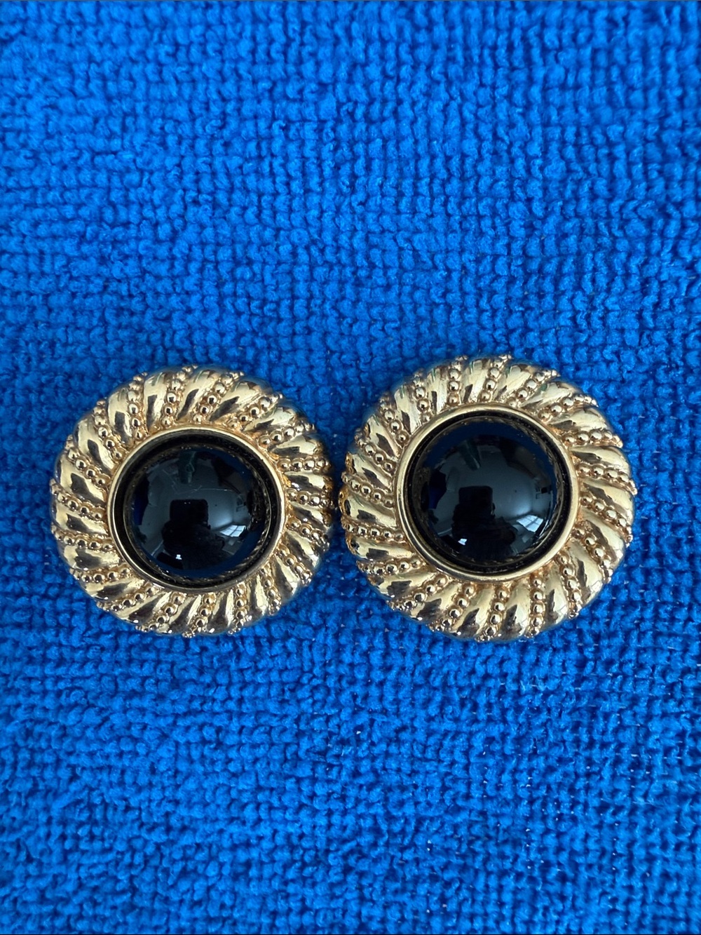 Vintage Swavorski Cip- On Earrings